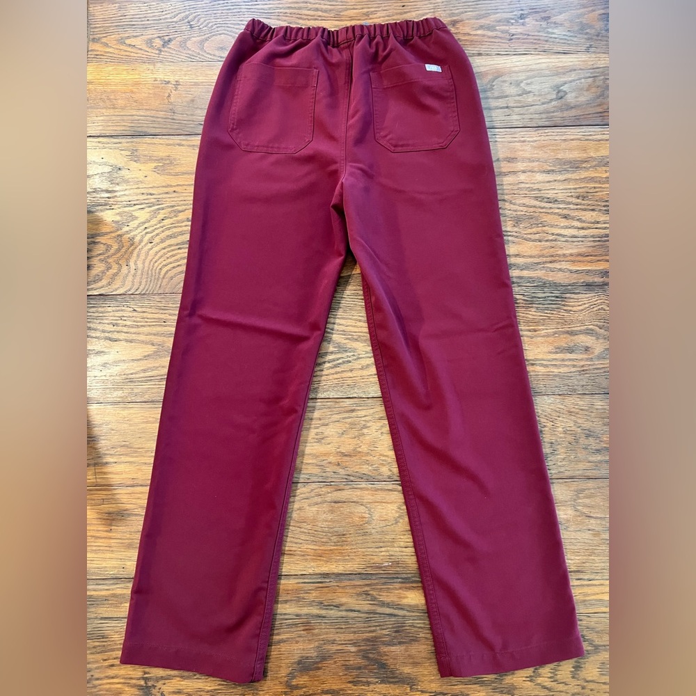 Figs Men's Pisco Scrub Pants — Burgundy - Picture 4 of 5